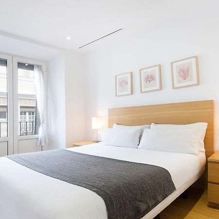 Apartamentos San Lorenzo 26 Madrid Exteriör bild