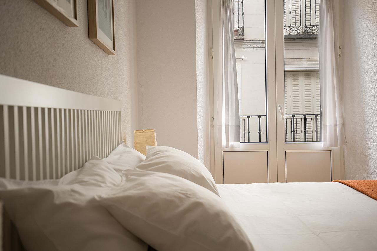 Apartamentos San Lorenzo 26 Madrid Exteriör bild