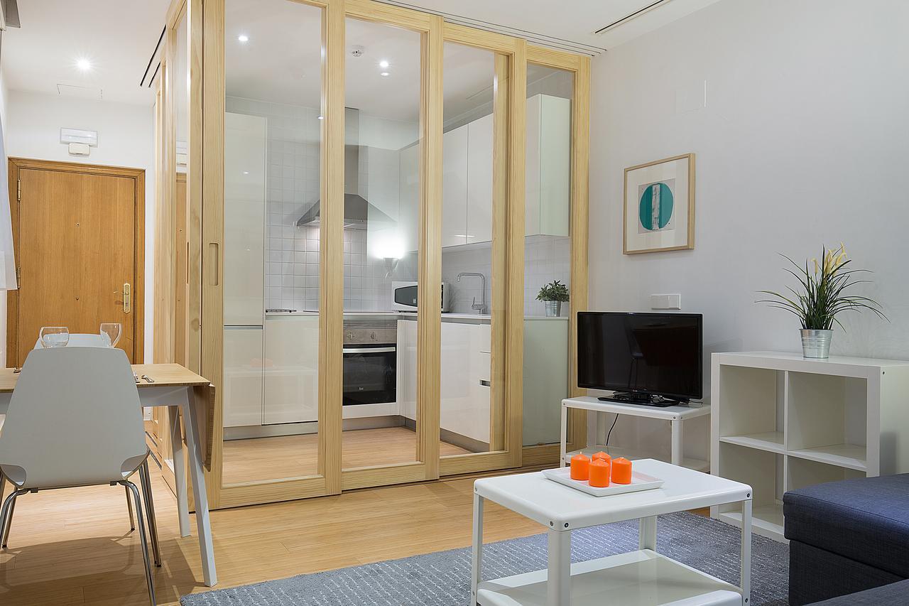 Apartamentos San Lorenzo 26 Madrid Exteriör bild