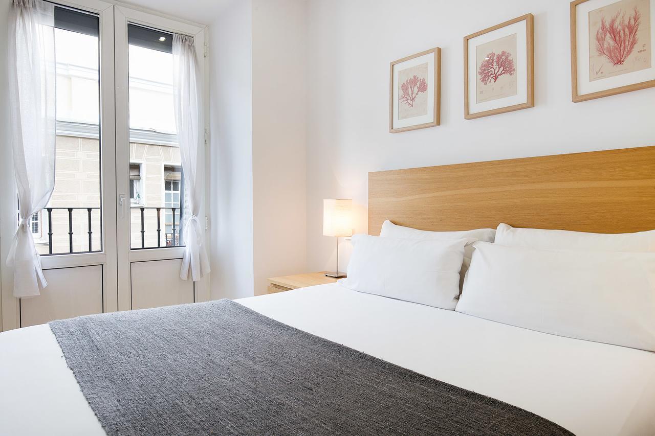 Apartamentos San Lorenzo 26 Madrid Exteriör bild