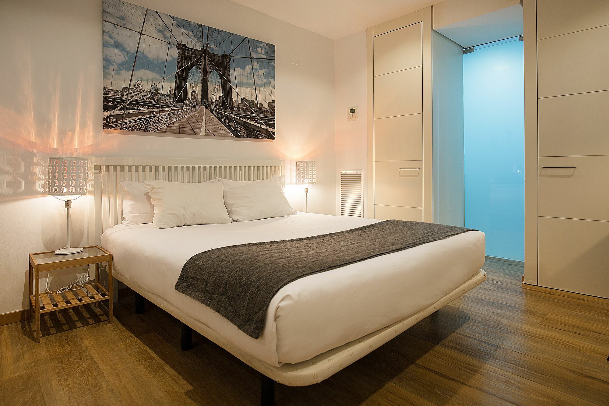 Apartamentos San Lorenzo 26 Madrid Exteriör bild